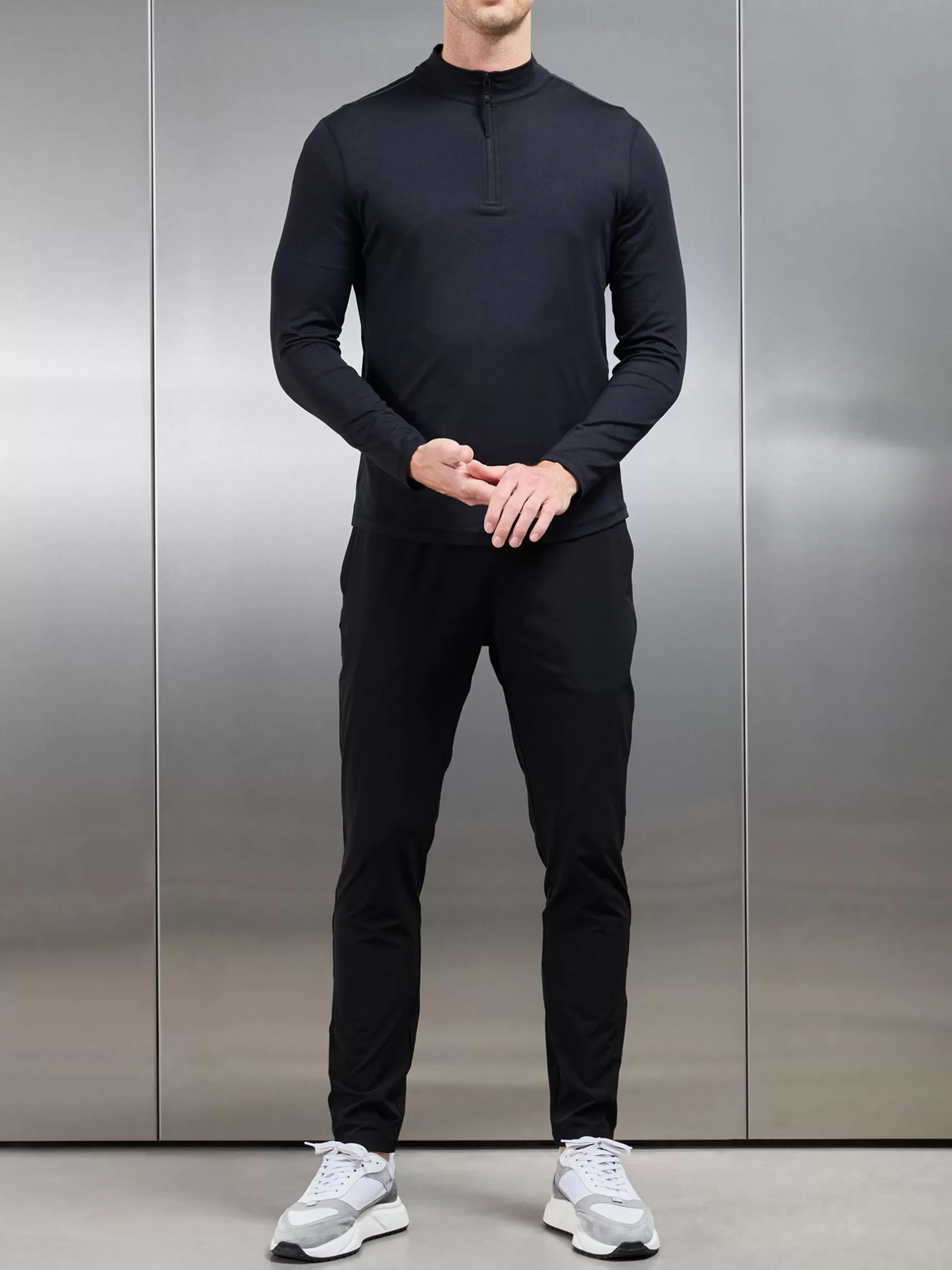 Clearance ARNE Active Essential Half Zip - Black