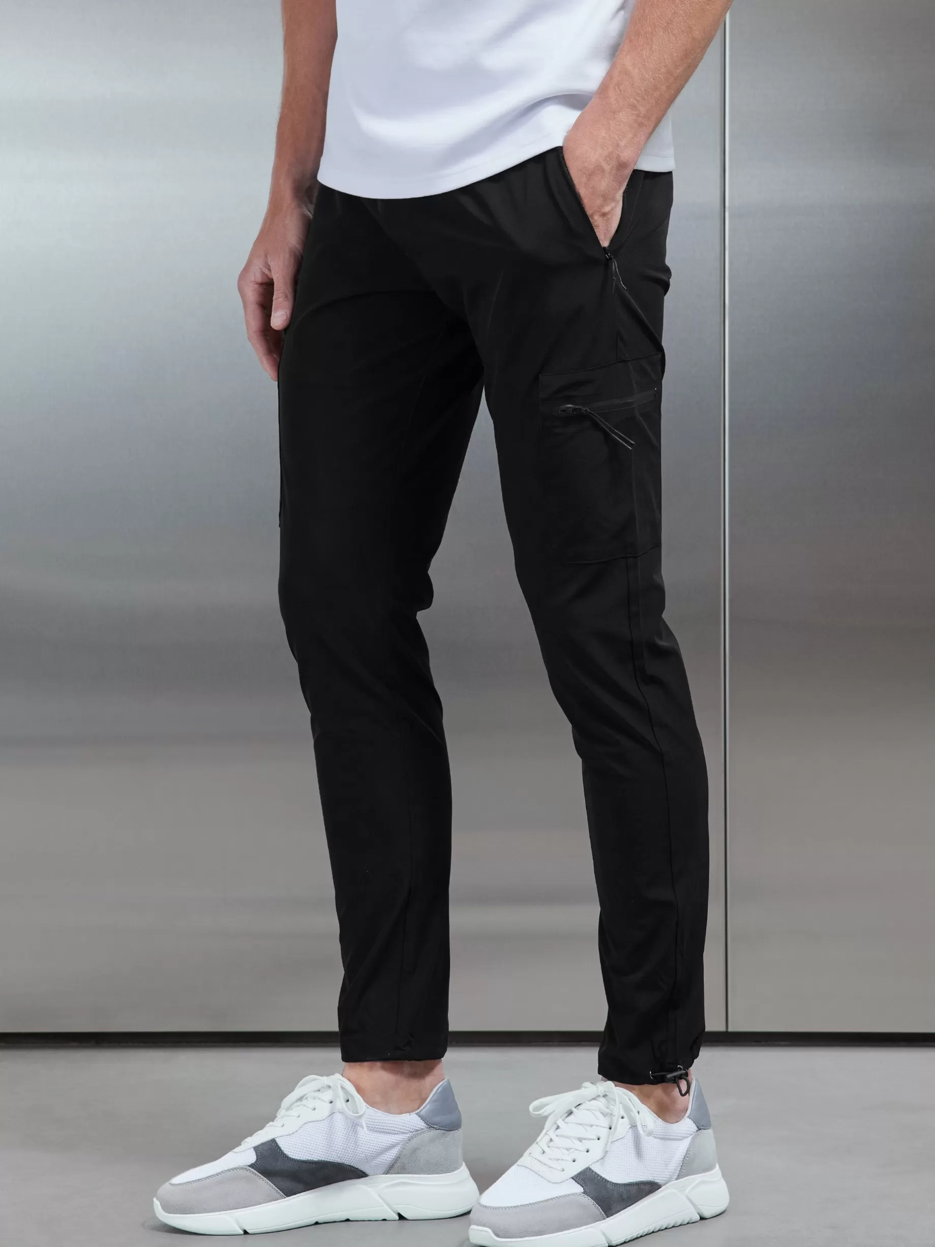 Flash Sale ARNE Active Technical Cargo Pant - Black