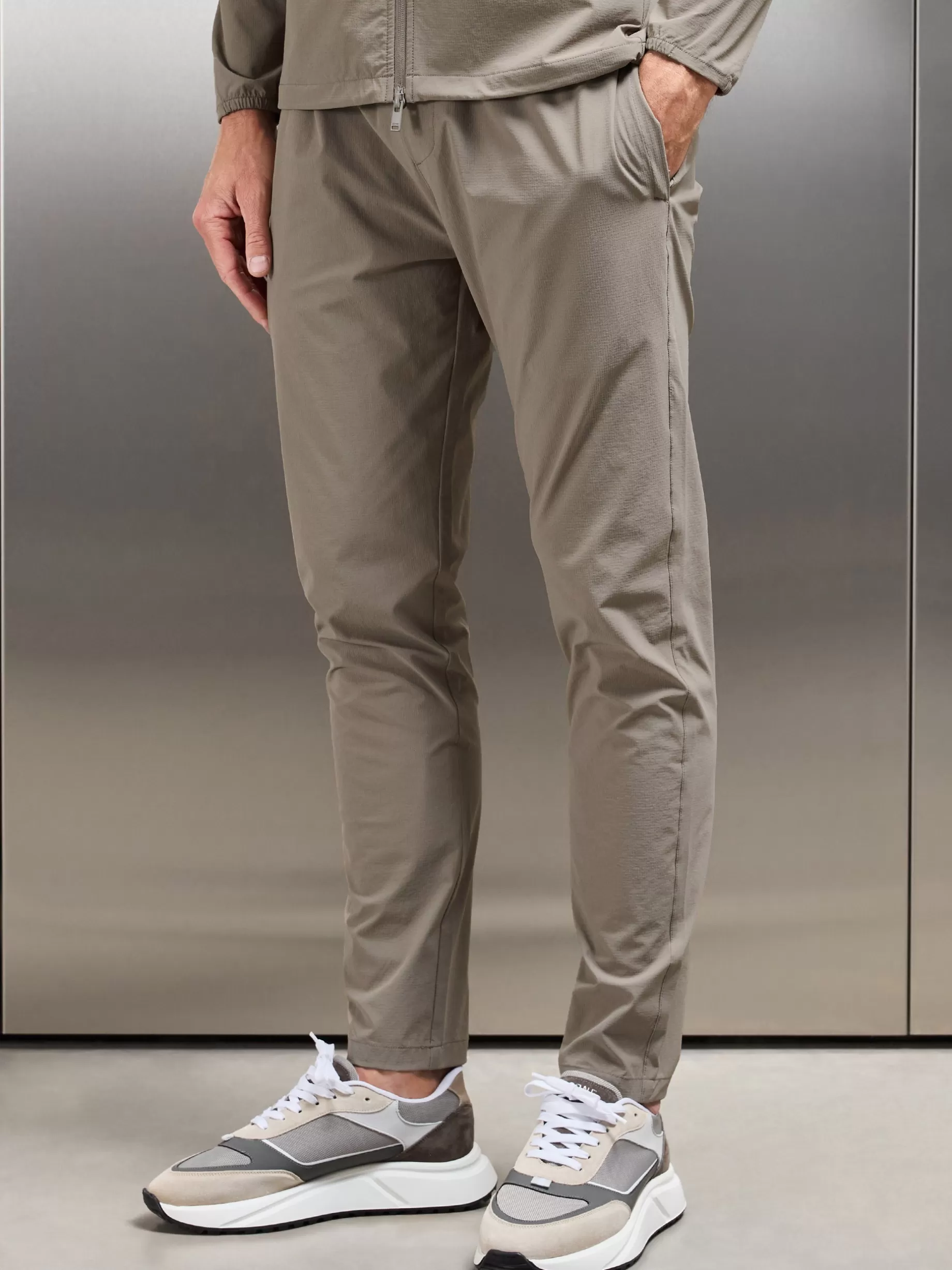 Best Sale ARNE Active Technical Tapered Trackpant - Taupe