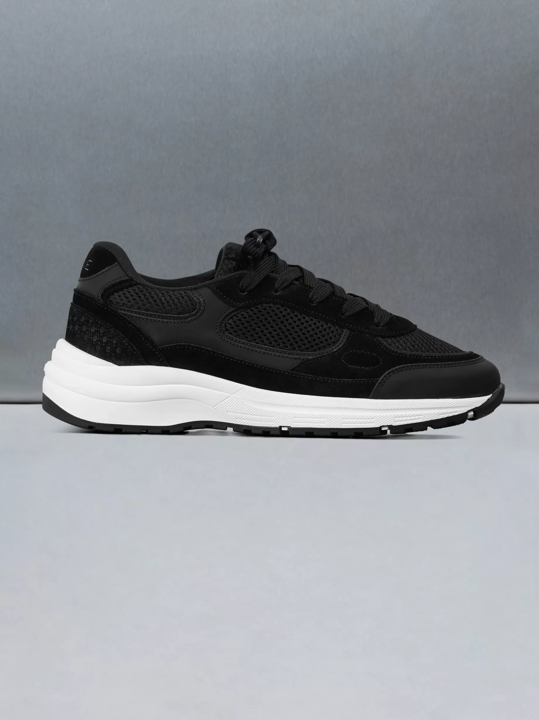 Store ARNE Apollo Runner - Black