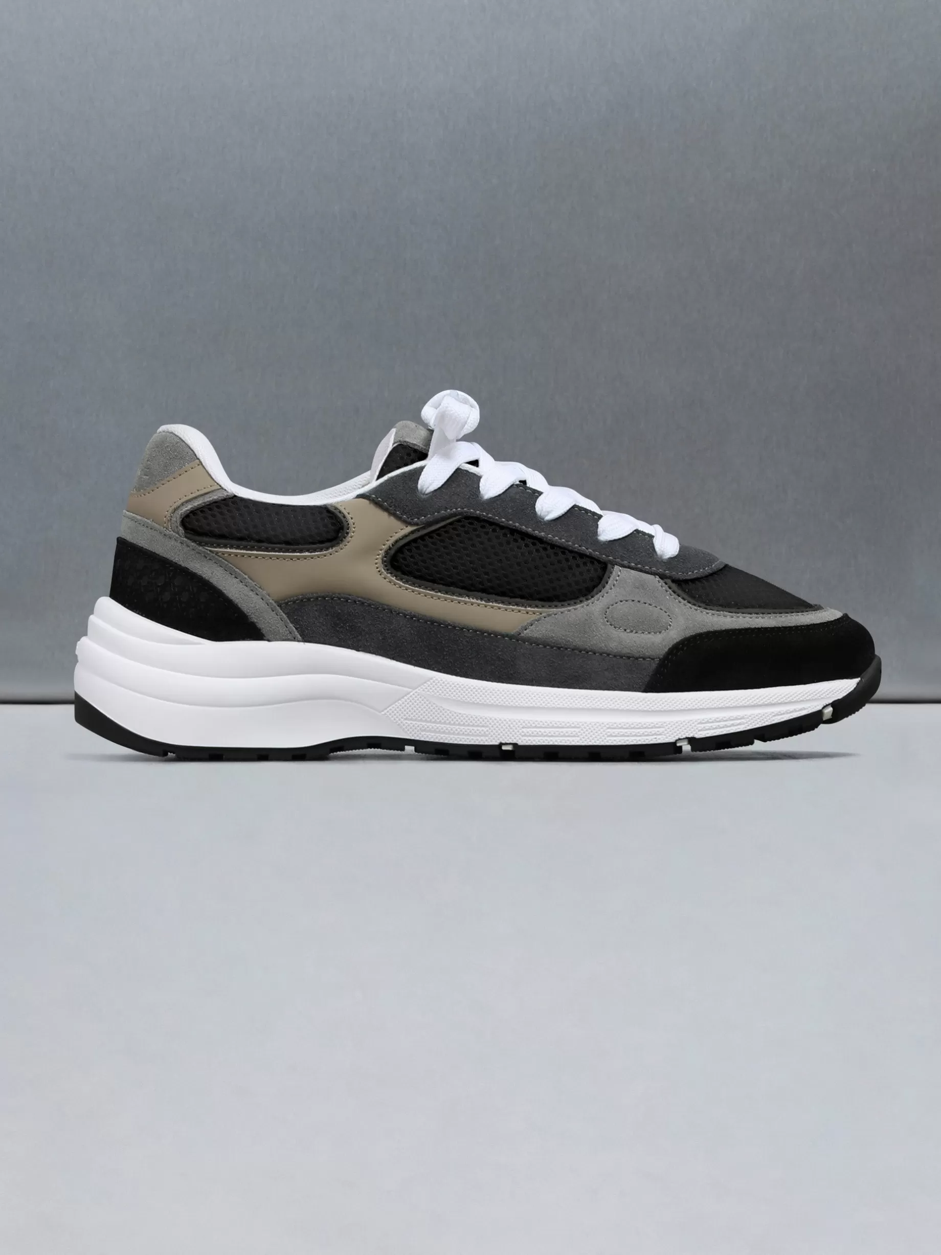 Store ARNE Apollo Runner - Black Safari BlackSafari