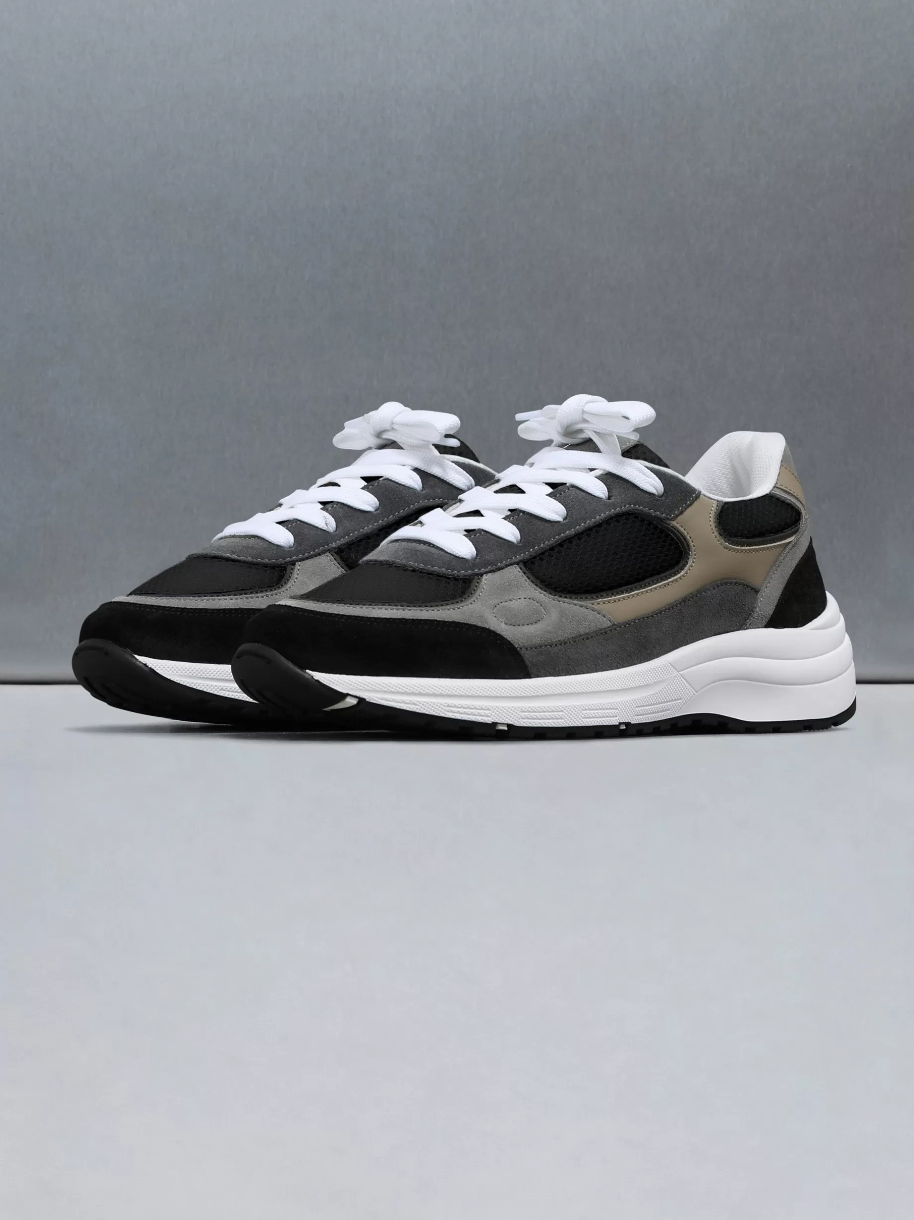 Store ARNE Apollo Runner - Black Safari BlackSafari