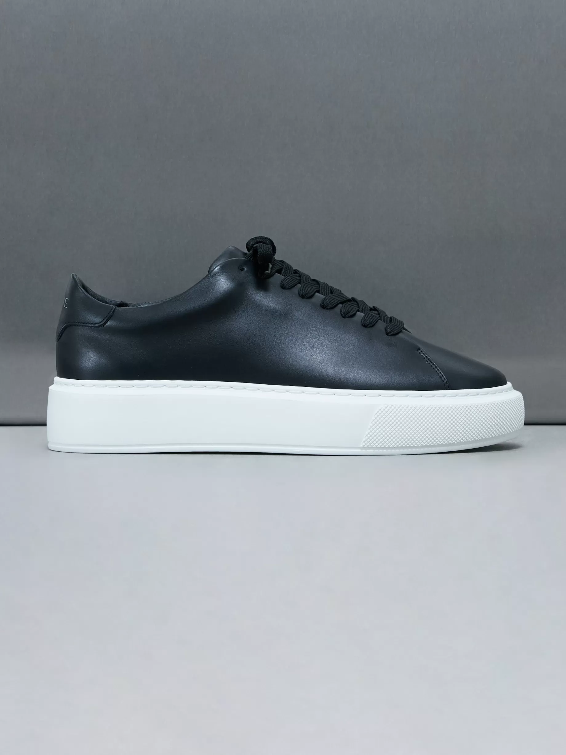 New ARNE Basic Essential Leather Trainer - Black