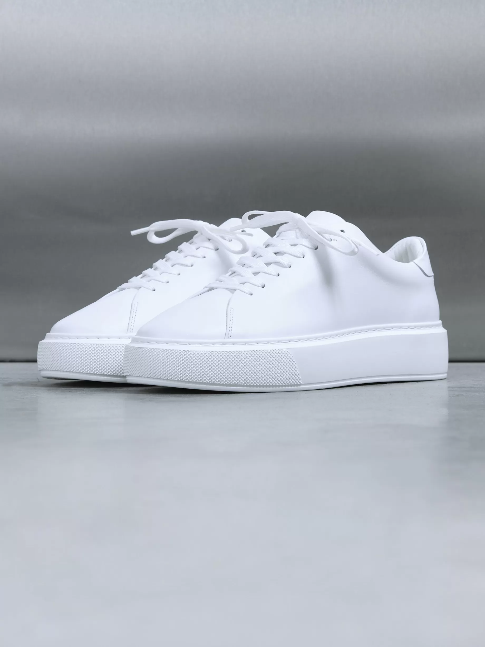 Clearance ARNE Basic Essential Leather Trainer - White