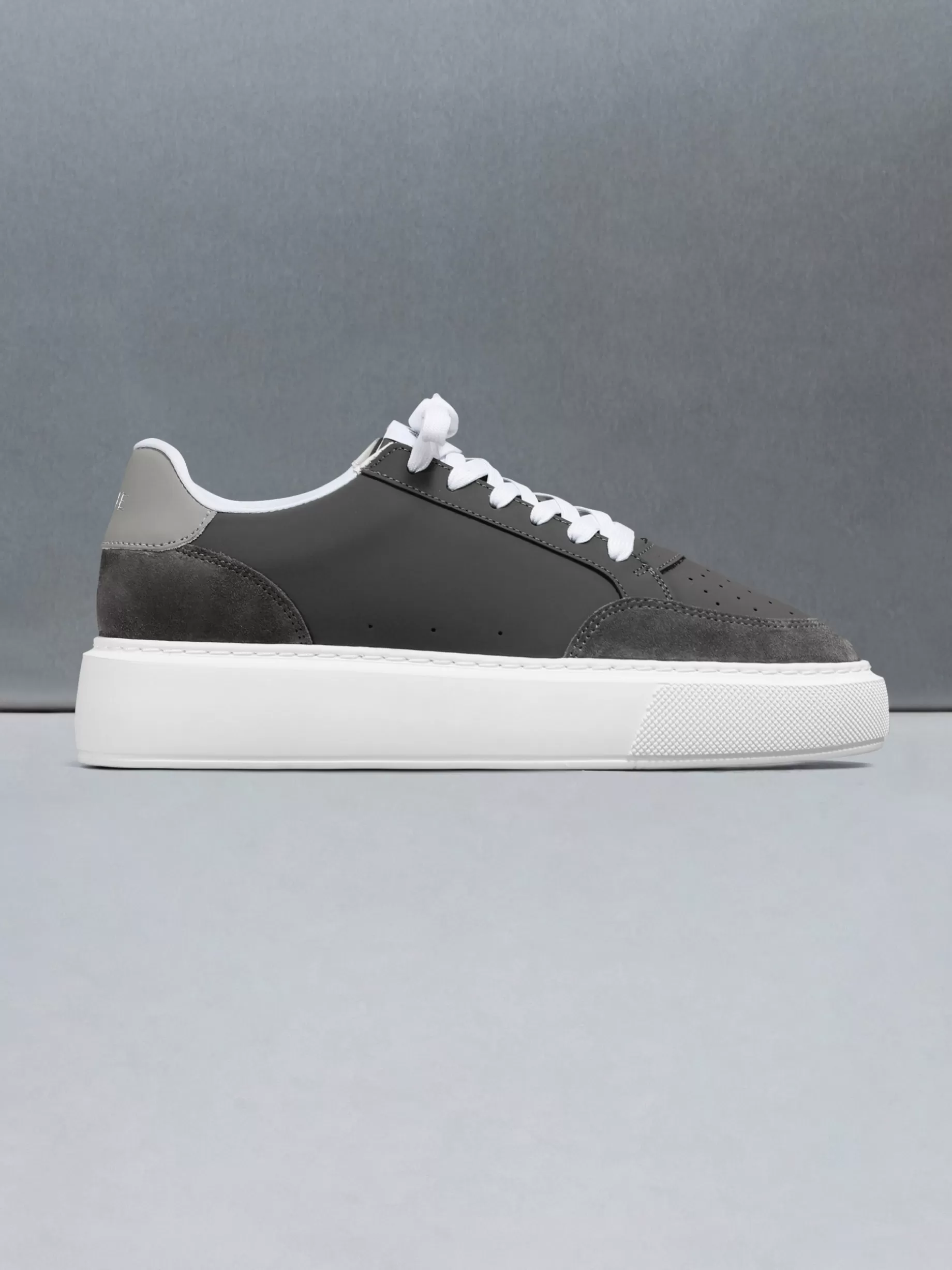 Shop ARNE Court Trainer 2.0 - Charcoal