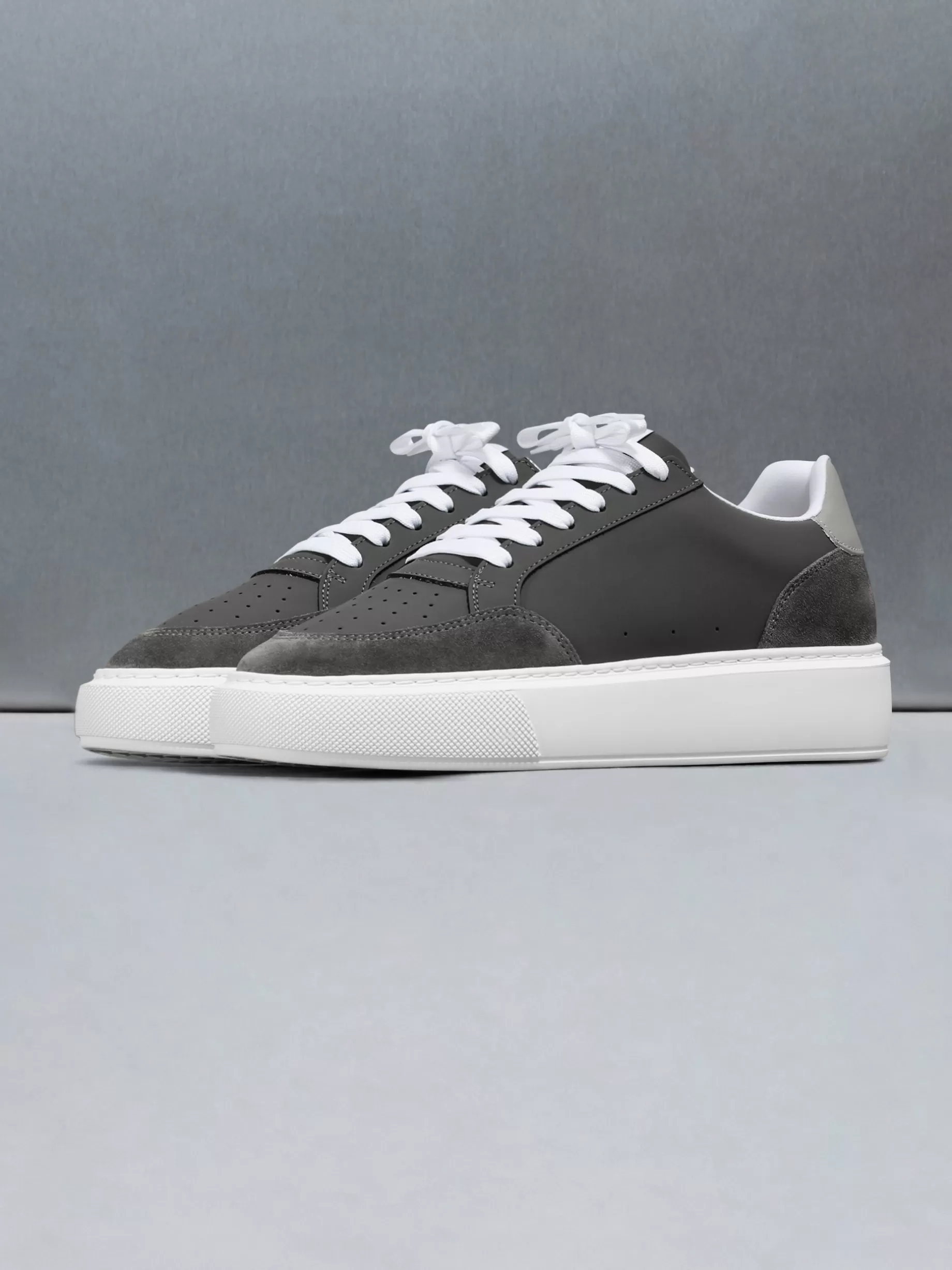 Shop ARNE Court Trainer 2.0 - Charcoal