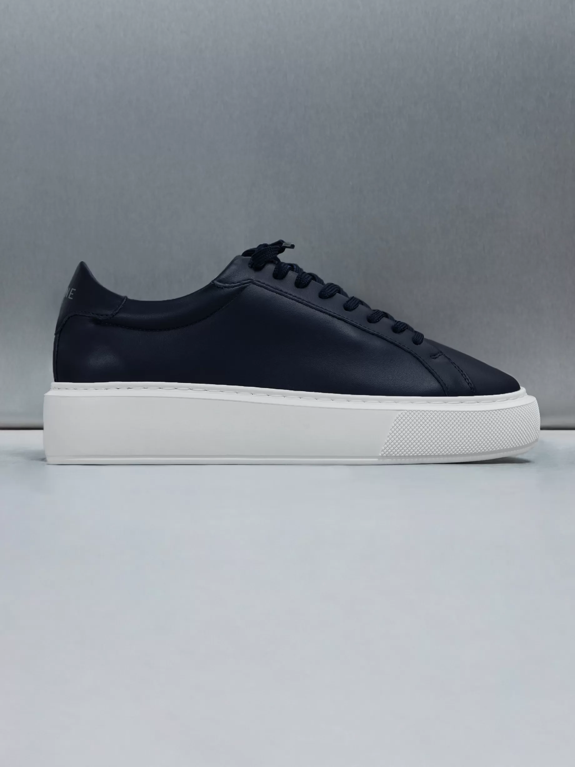 Fashion ARNE Essential Leather Trainer - Navy