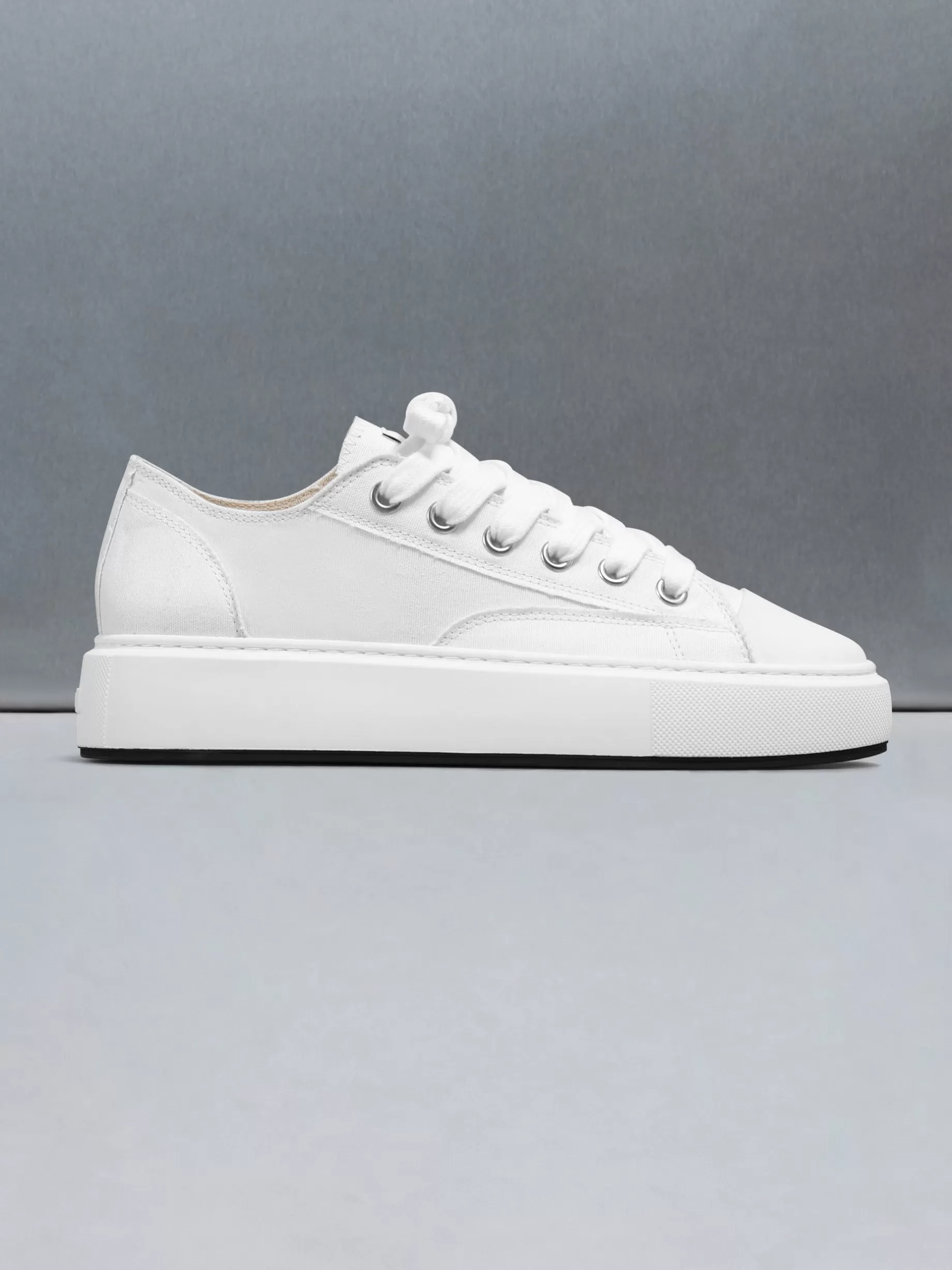 New ARNE Homerun - White