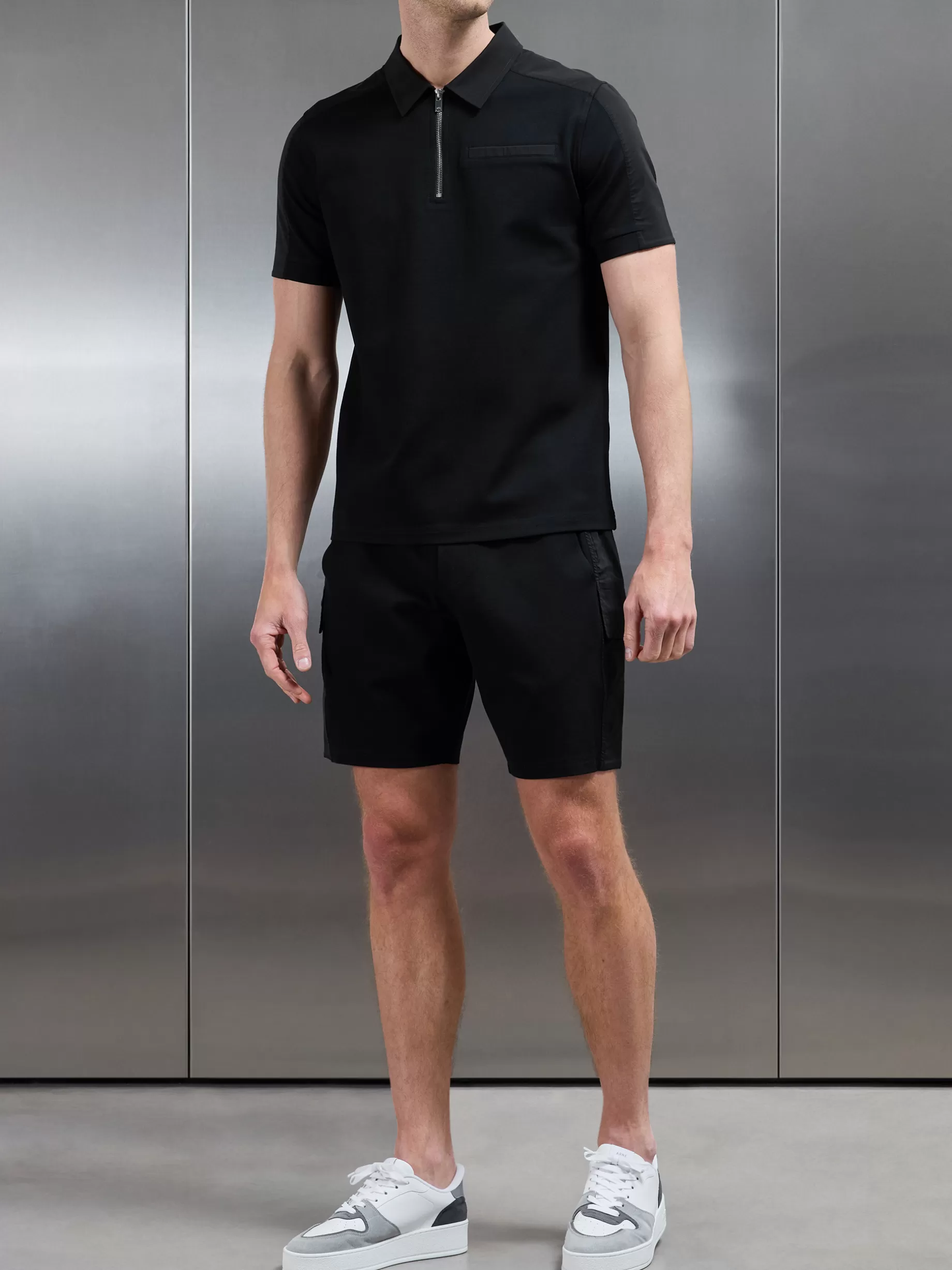 Discount ARNE Hybrid Cargo Short - Black