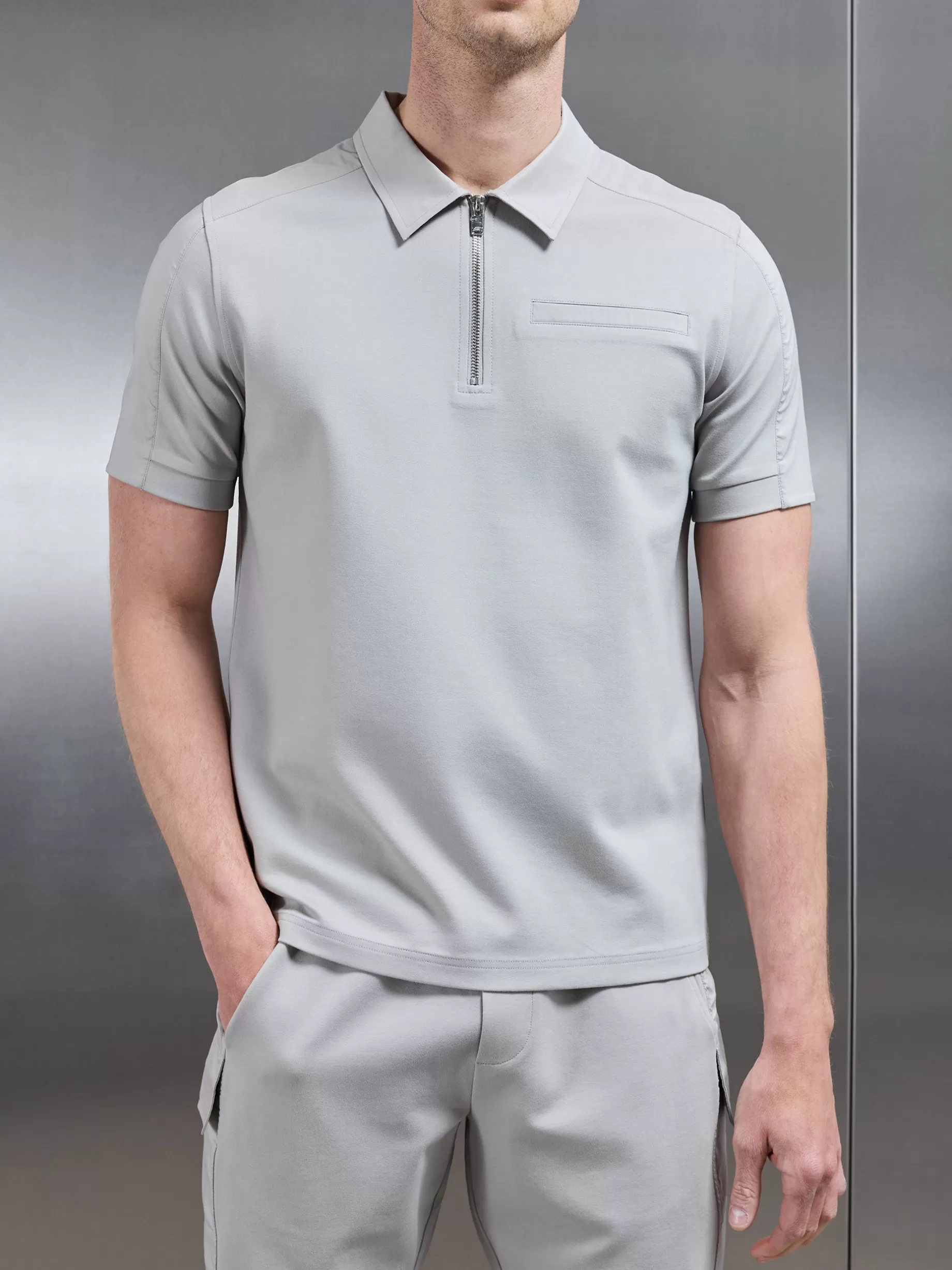 Store ARNE Hybrid Cargo Zip Polo Shirt - Stone