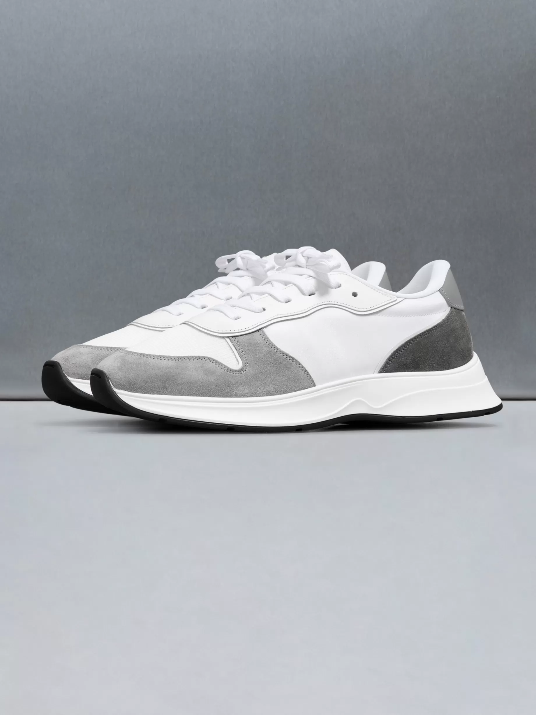 Clearance ARNE Hybrid Runner - White Grey WhiteGrey