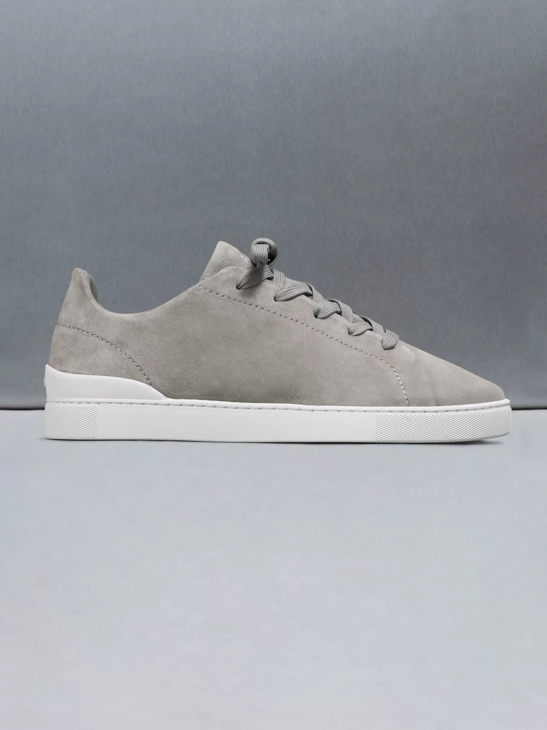 New ARNE Low Trainer Suede - Pebble Grey PebbleGrey