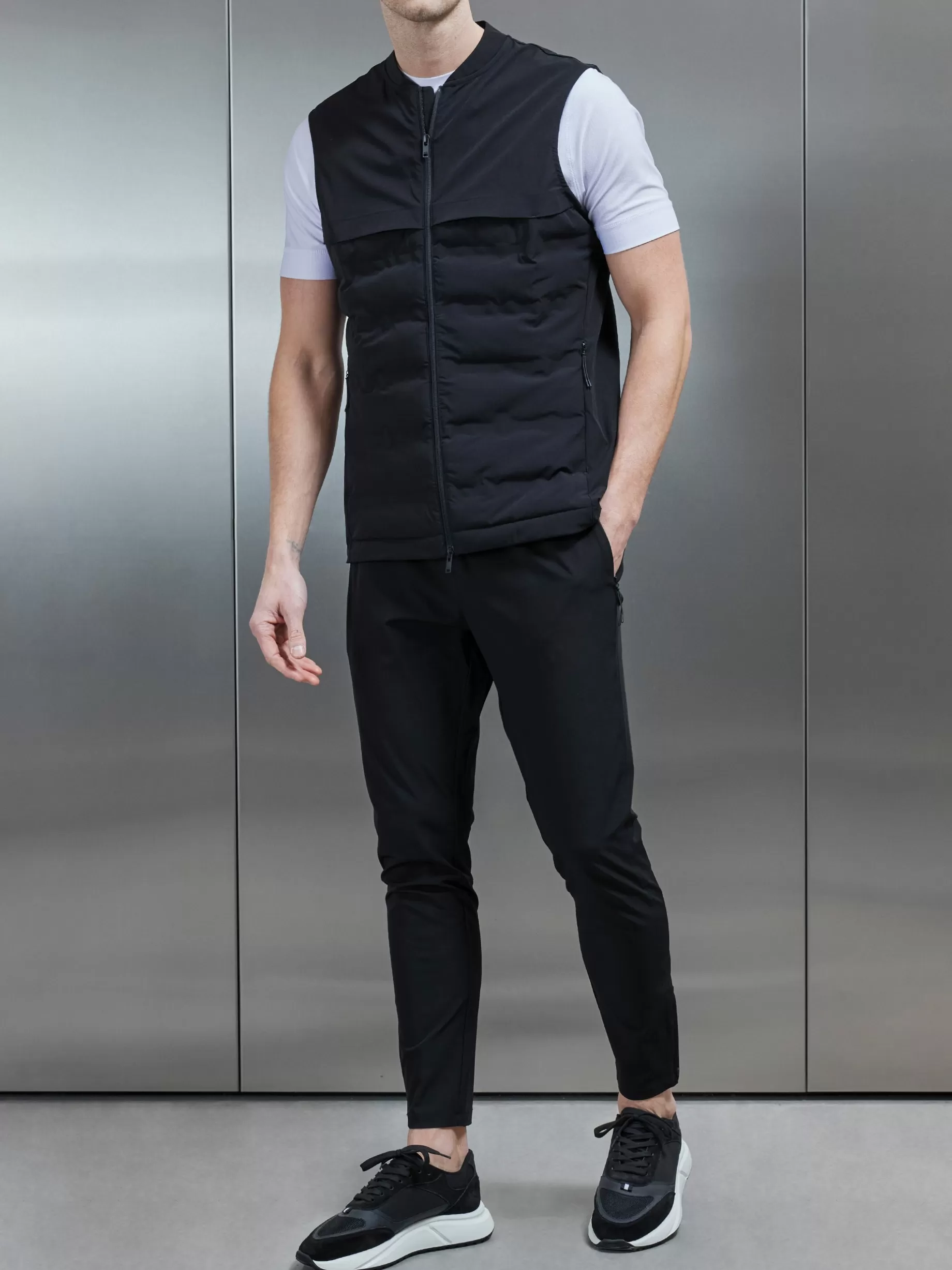 Online ARNE Performance Gilet - Black