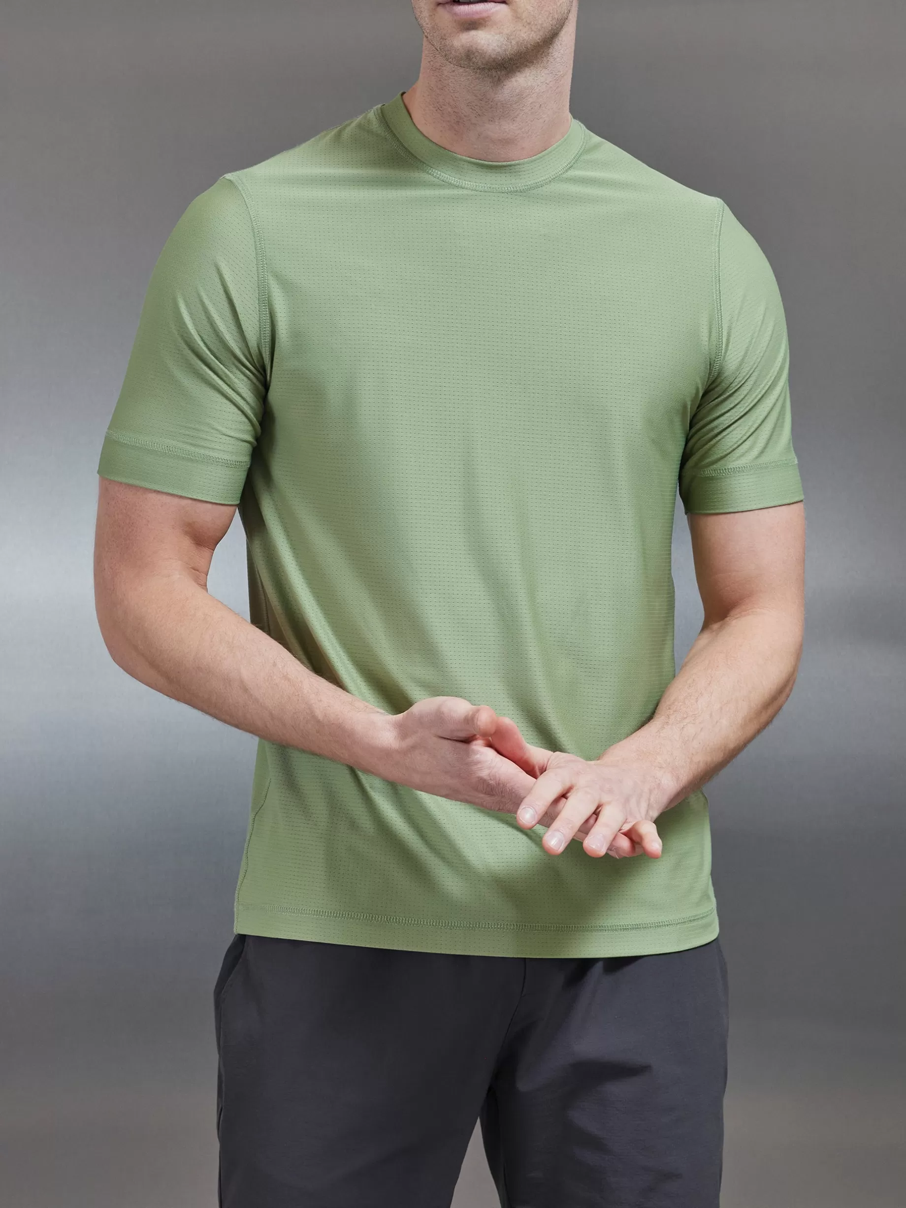 Cheap ARNE Performance T-Shirt - Olive