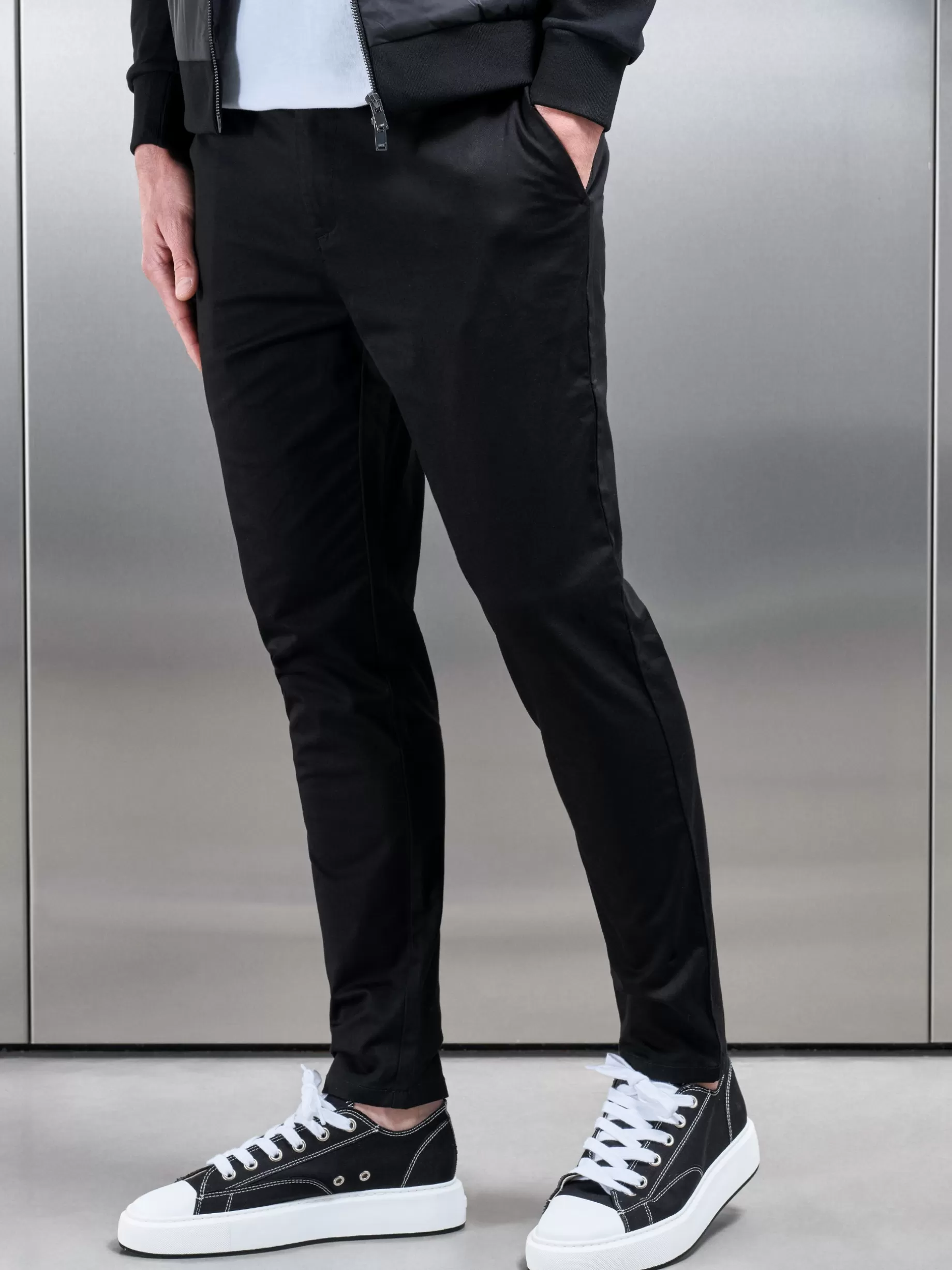 Outlet ARNE Slim Fit Chino Trouser - Black