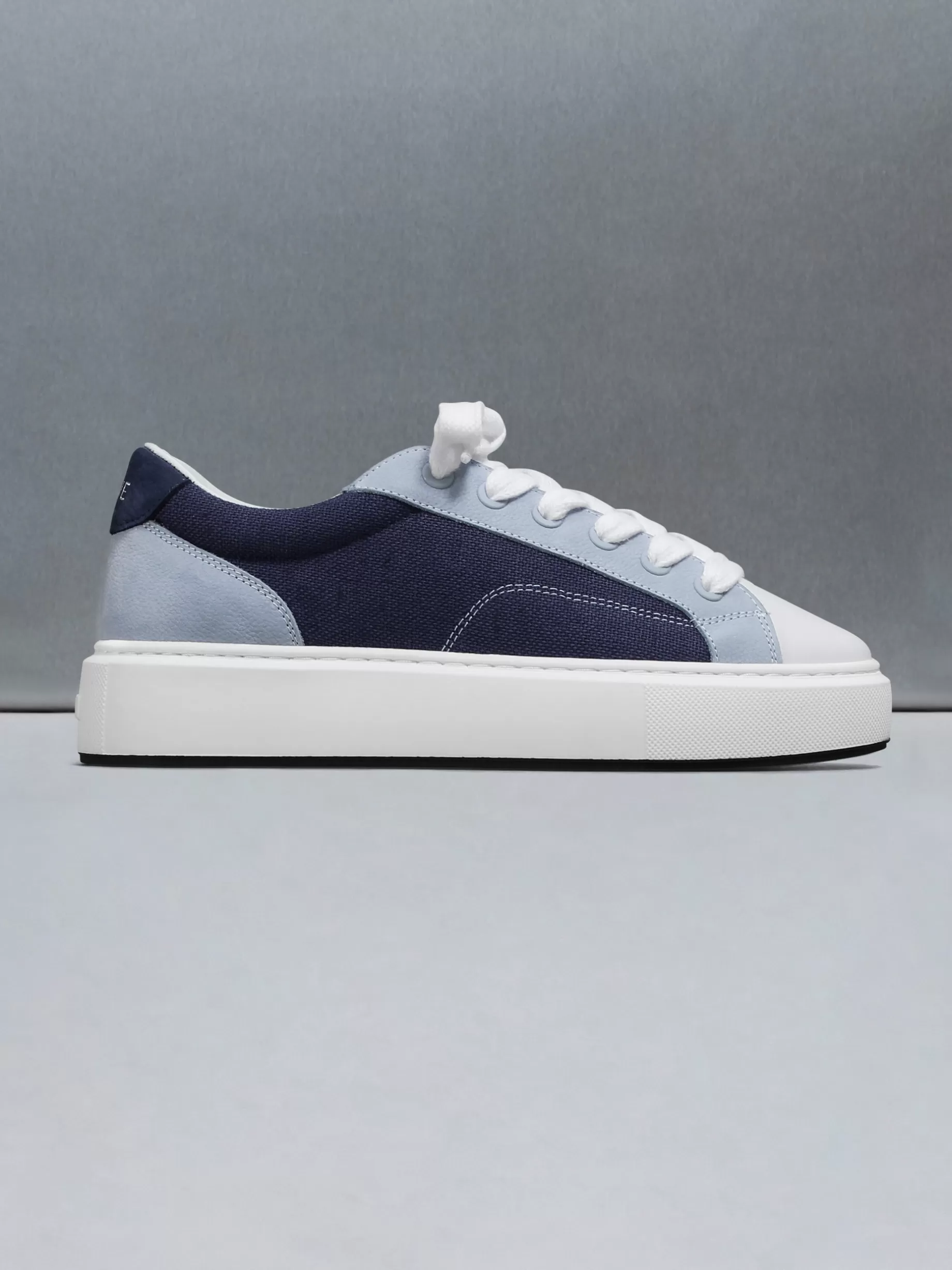 Best ARNE Studio Trainer - Navy