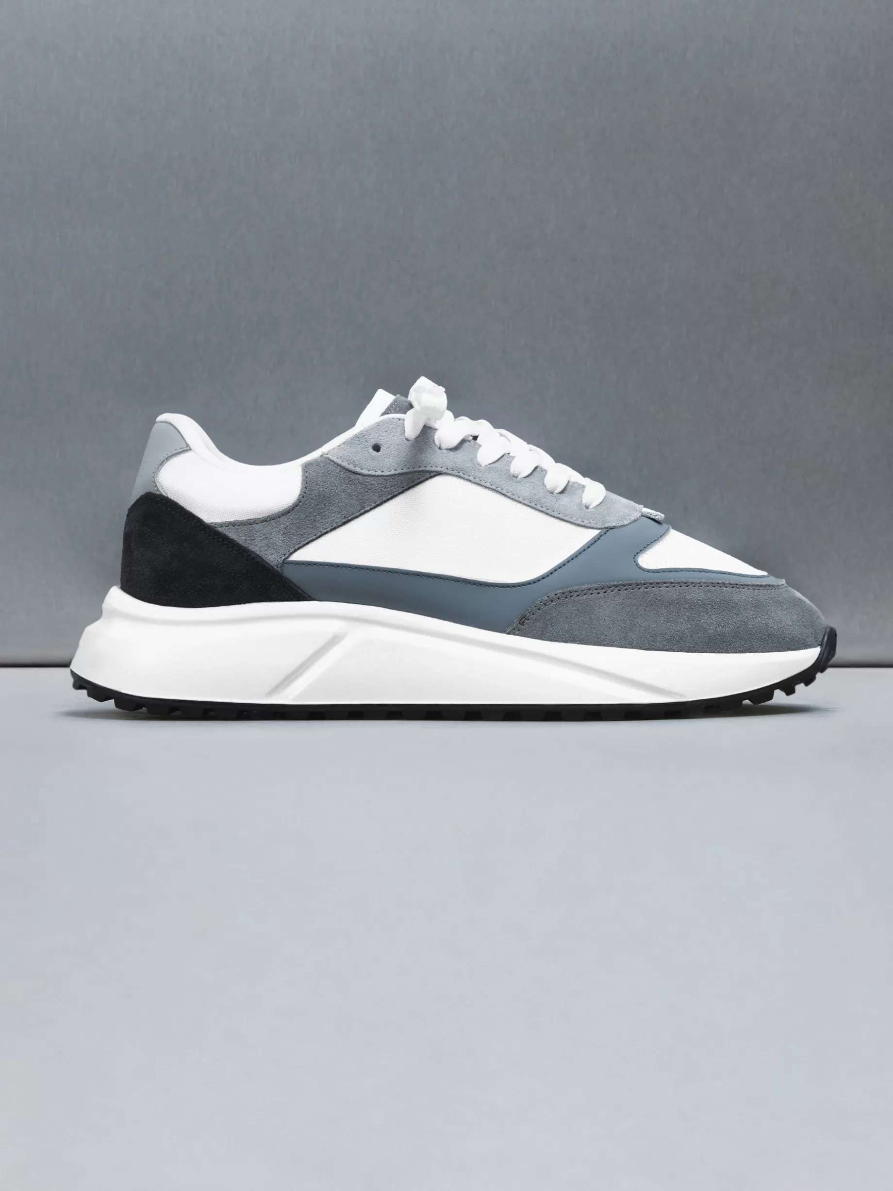 Best Sale ARNE Technical Runner - Ocean