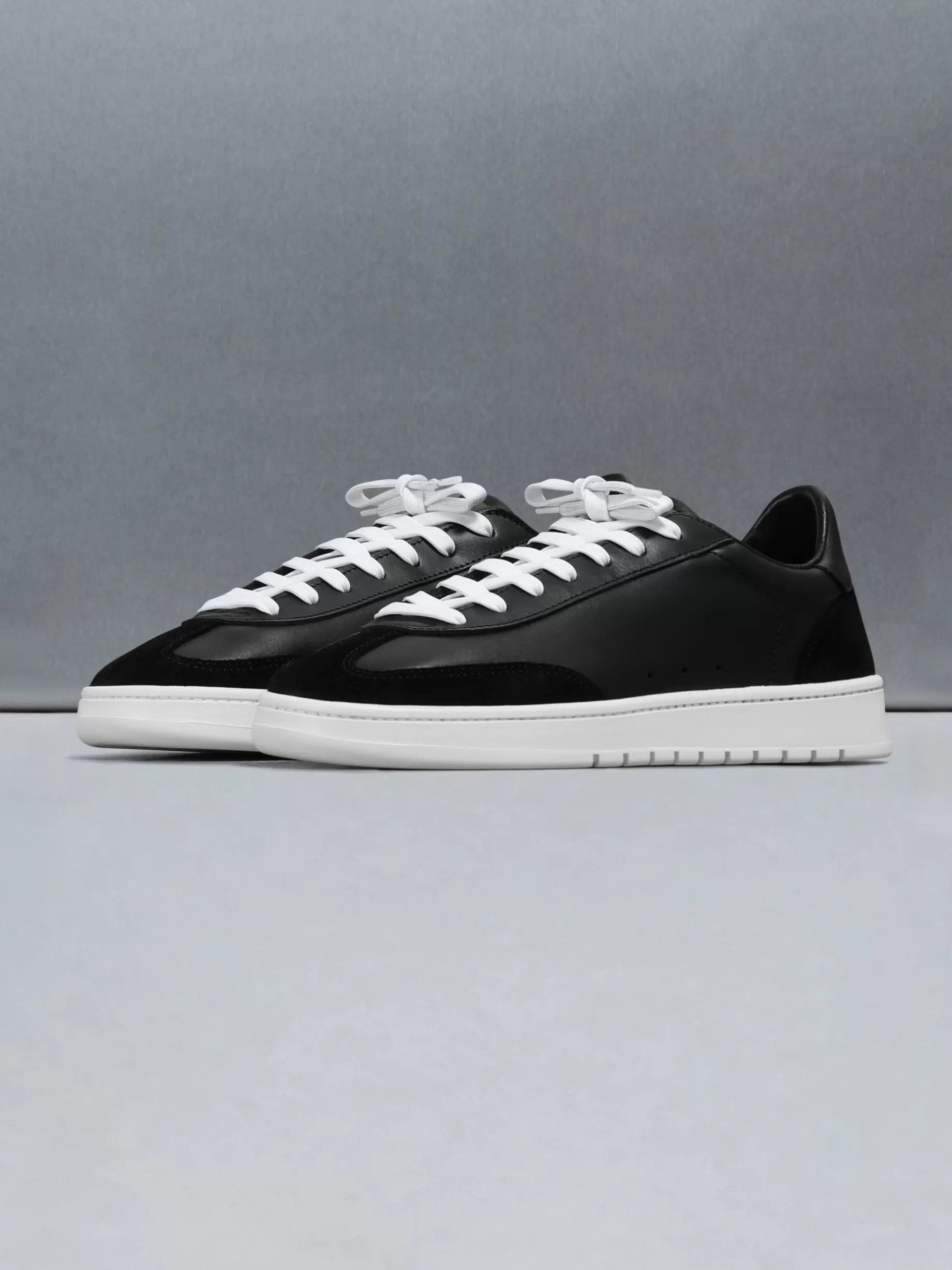 Cheap ARNE Tennis Trainer - Black