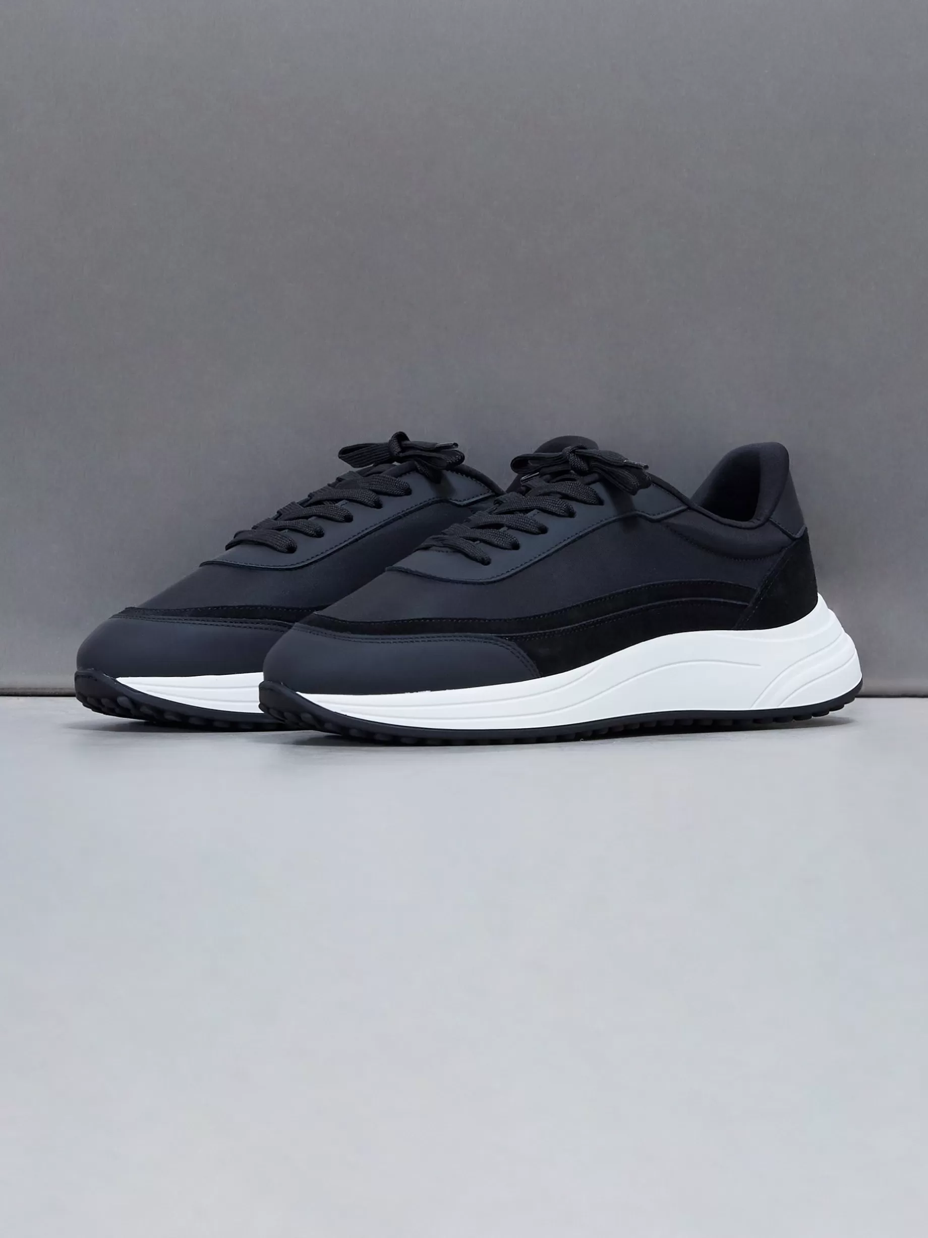 Best Sale ARNE Wave Runner - Black