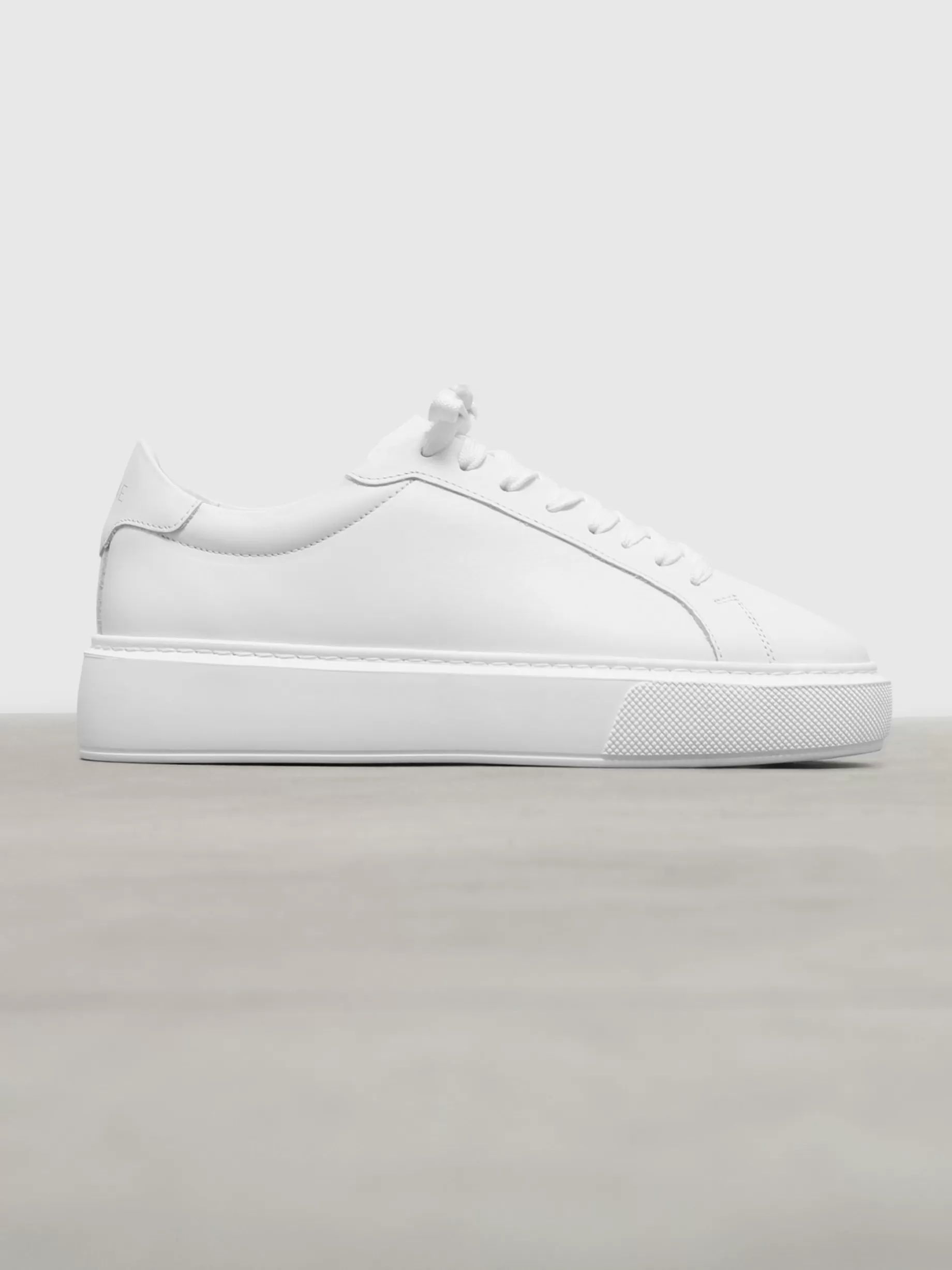 Shop ARNE Womens Essential Leather Trainer - White